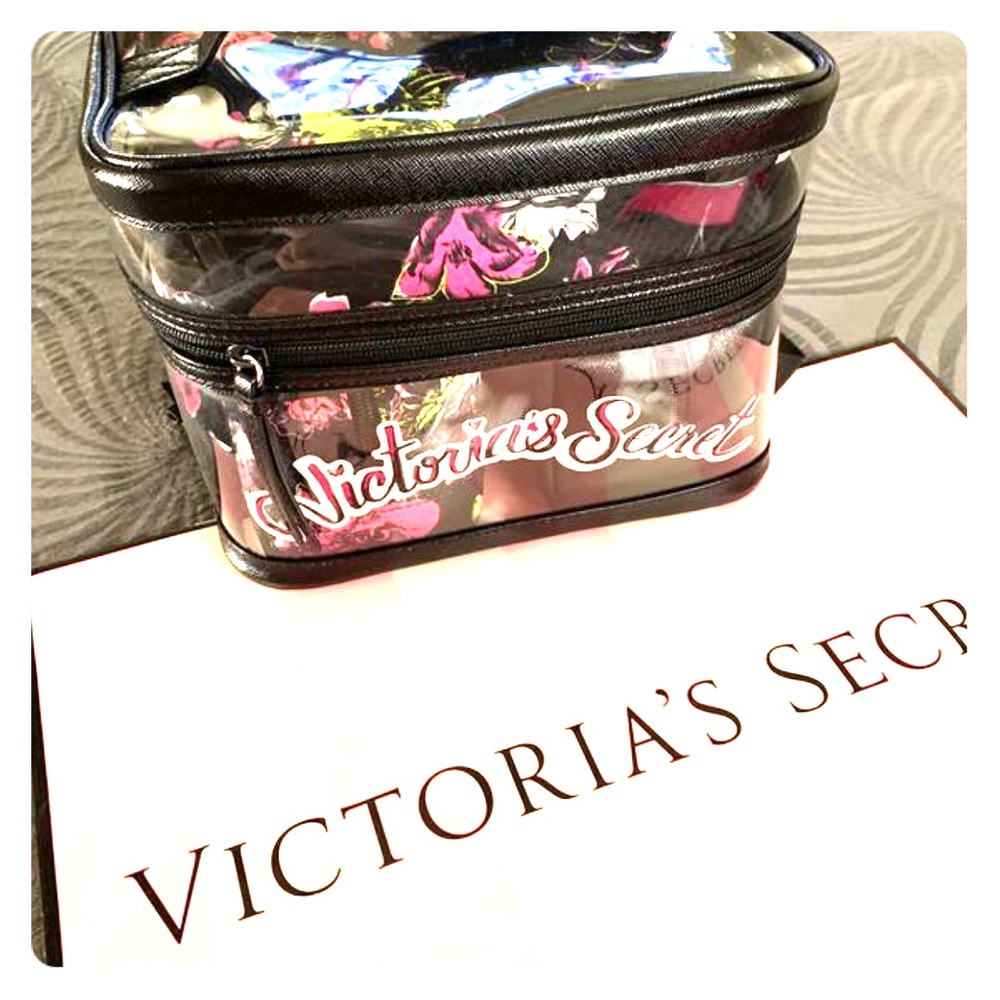 Makeup bags set of 4